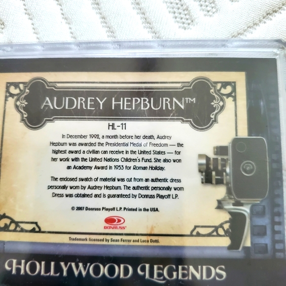 🎉 Host Pick🥳  Audrey Hepburn Silver Screen Card - Picture 2 of 7